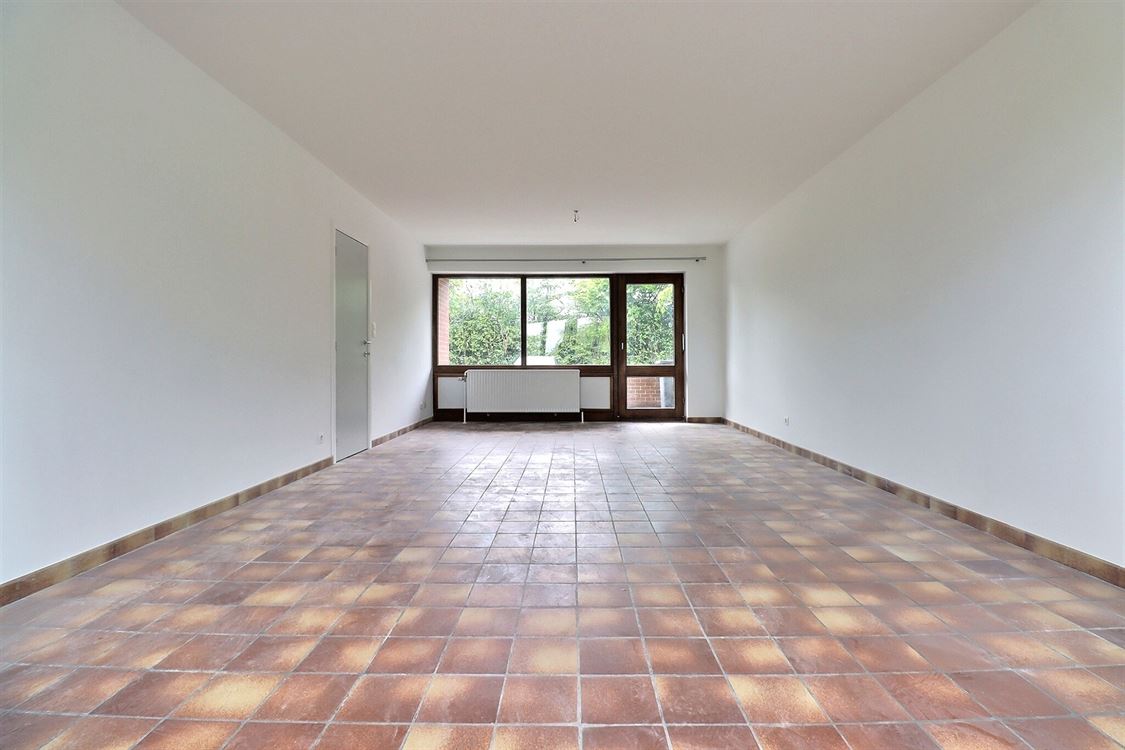 Villa/maison/ferme à Lesve (3 chambres)