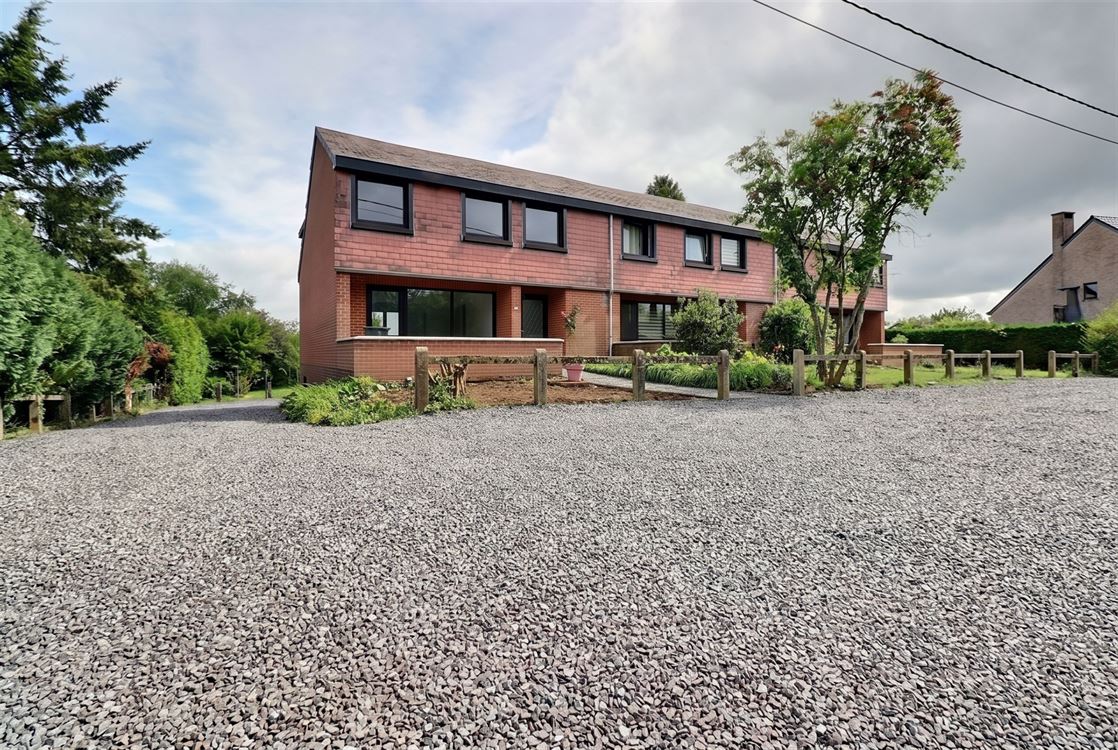 Villa/maison/ferme à Lesve (3 chambres)