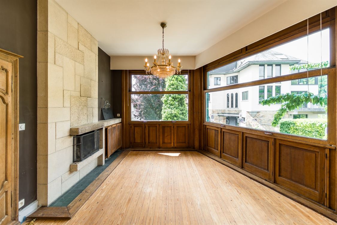 Villa/maison/ferme à JAMBES (2 chambres)