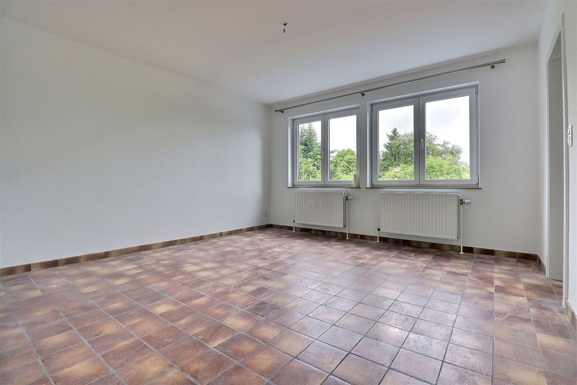 Villa/maison/ferme à Lesve (3 chambres)