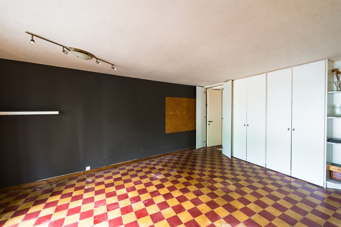 Villa/maison/ferme à JAMBES (2 chambres)