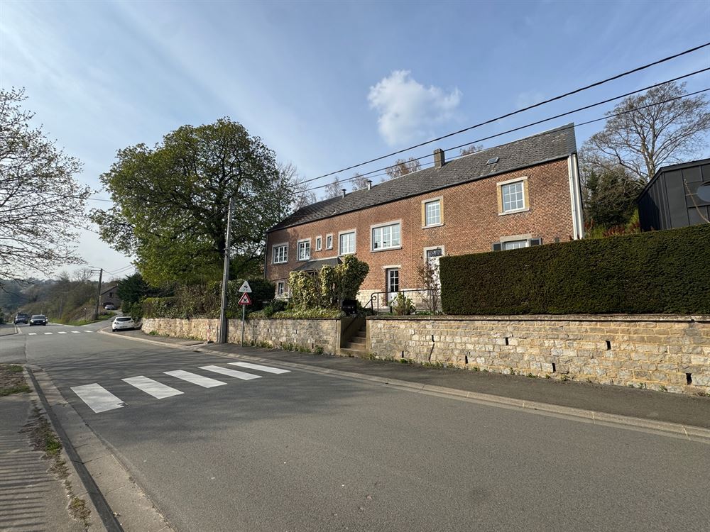 Villa/maison/ferme à MALONNE (6 chambres)