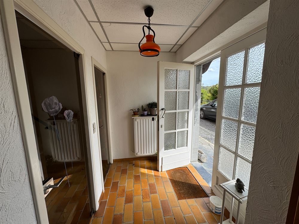 Villa/maison/ferme à MALONNE (6 chambres)