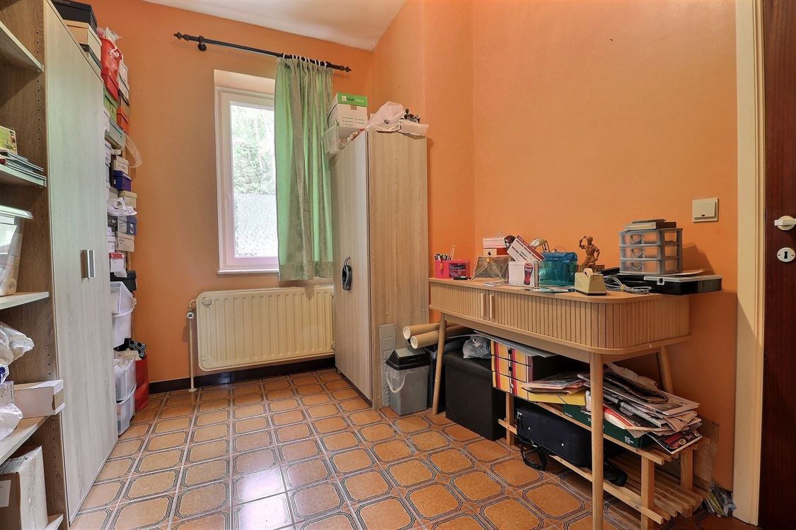 Villa/maison/ferme à MALONNE (6 chambres)