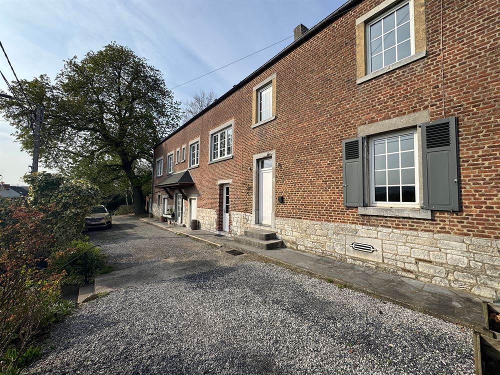 Villa/maison/ferme à MALONNE (6 chambres)