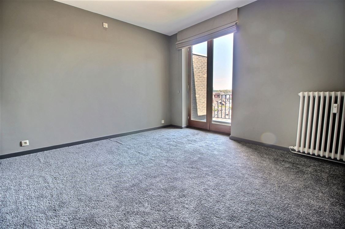 Appartement à JAMBES (3 chambres)
