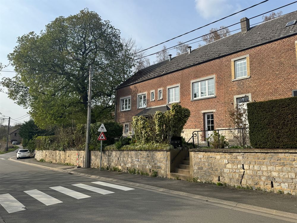 Villa/maison/ferme à MALONNE (6 chambres)