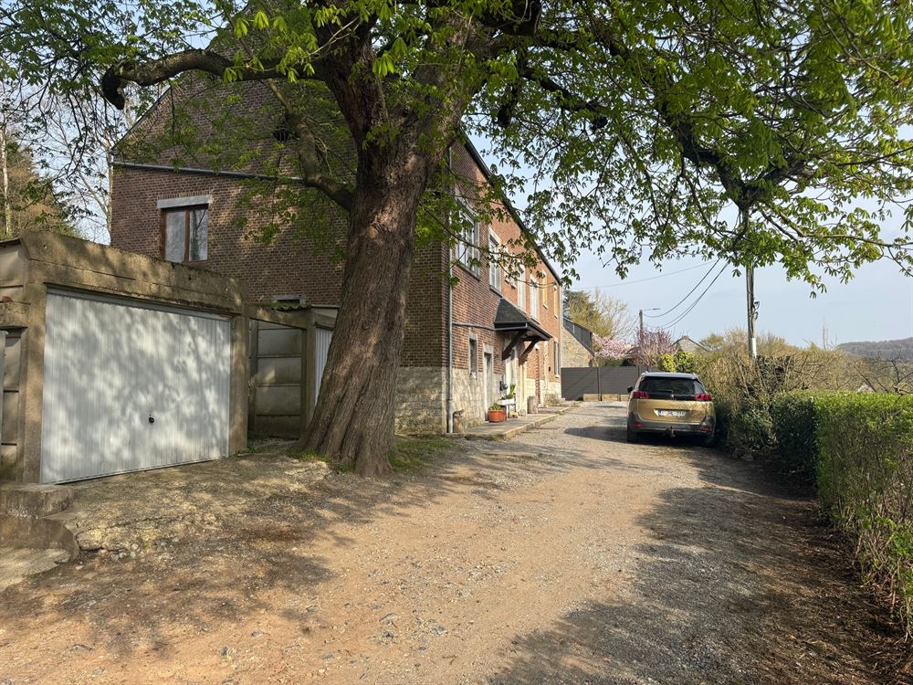 Villa/maison/ferme à MALONNE (6 chambres)