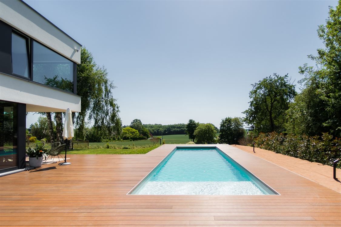 Villa/maison/ferme à CORROY-LE-CHÂTEAU (4 chambres)