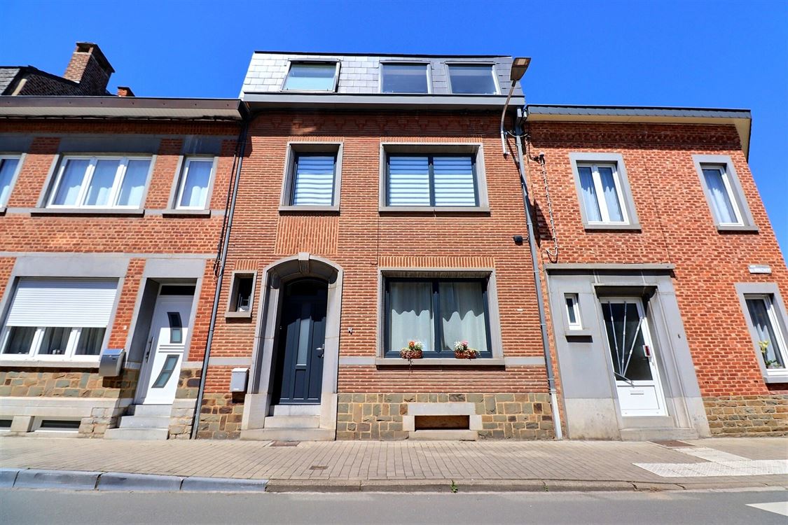 Villa/maison/ferme à Namur (4 chambres)