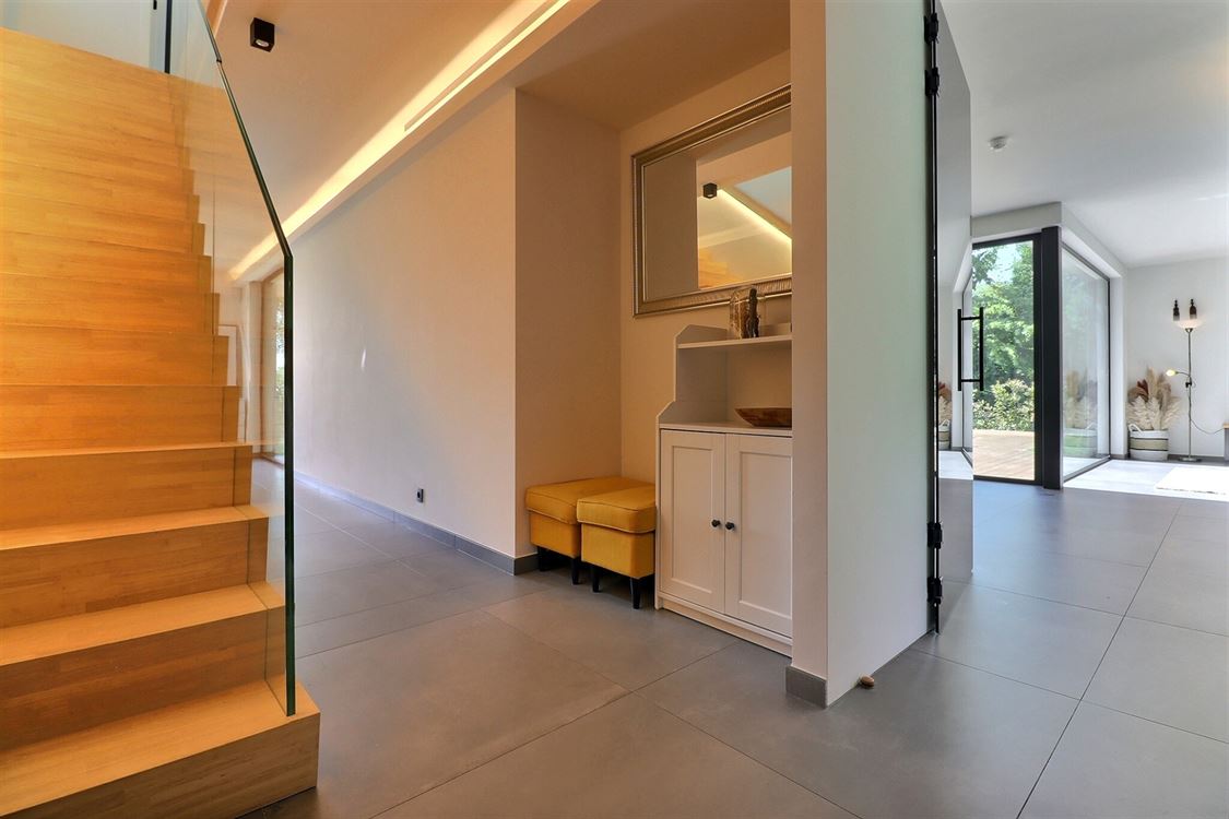 Villa/maison/ferme à CORROY-LE-CHÂTEAU (4 chambres)