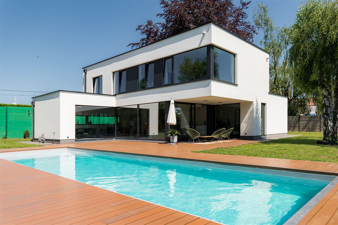 Villa/maison/ferme à CORROY-LE-CHÂTEAU (4 chambres)