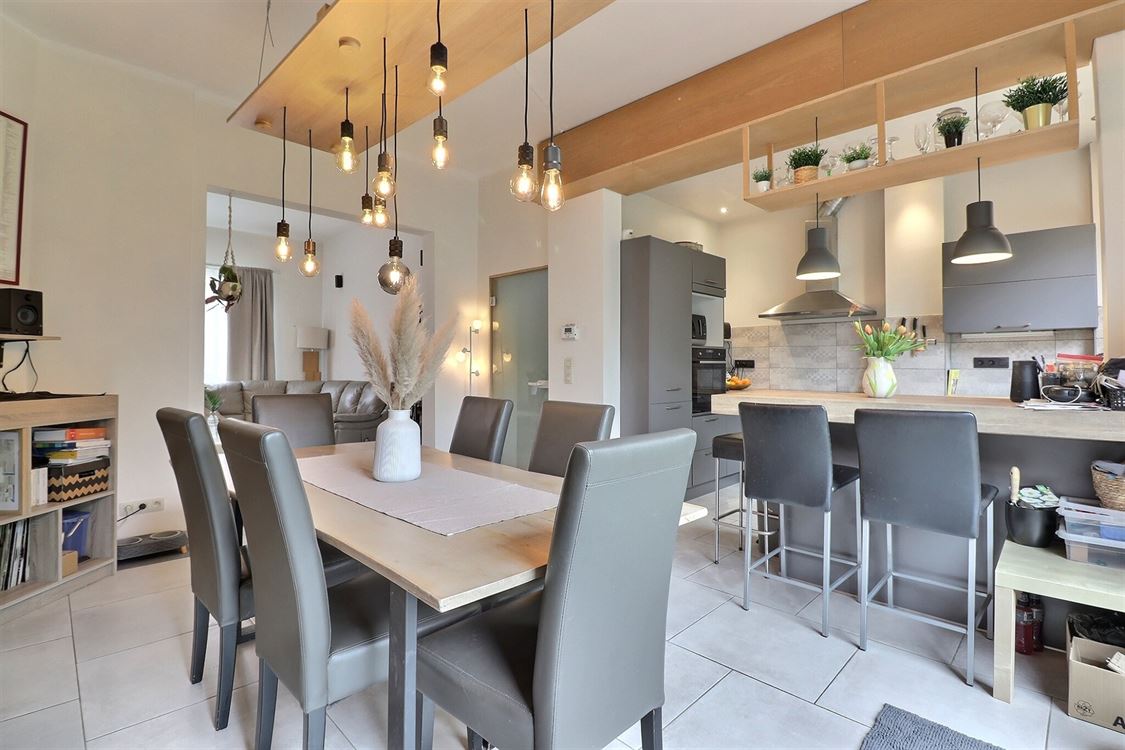 Villa/maison/ferme à Namur (4 chambres)