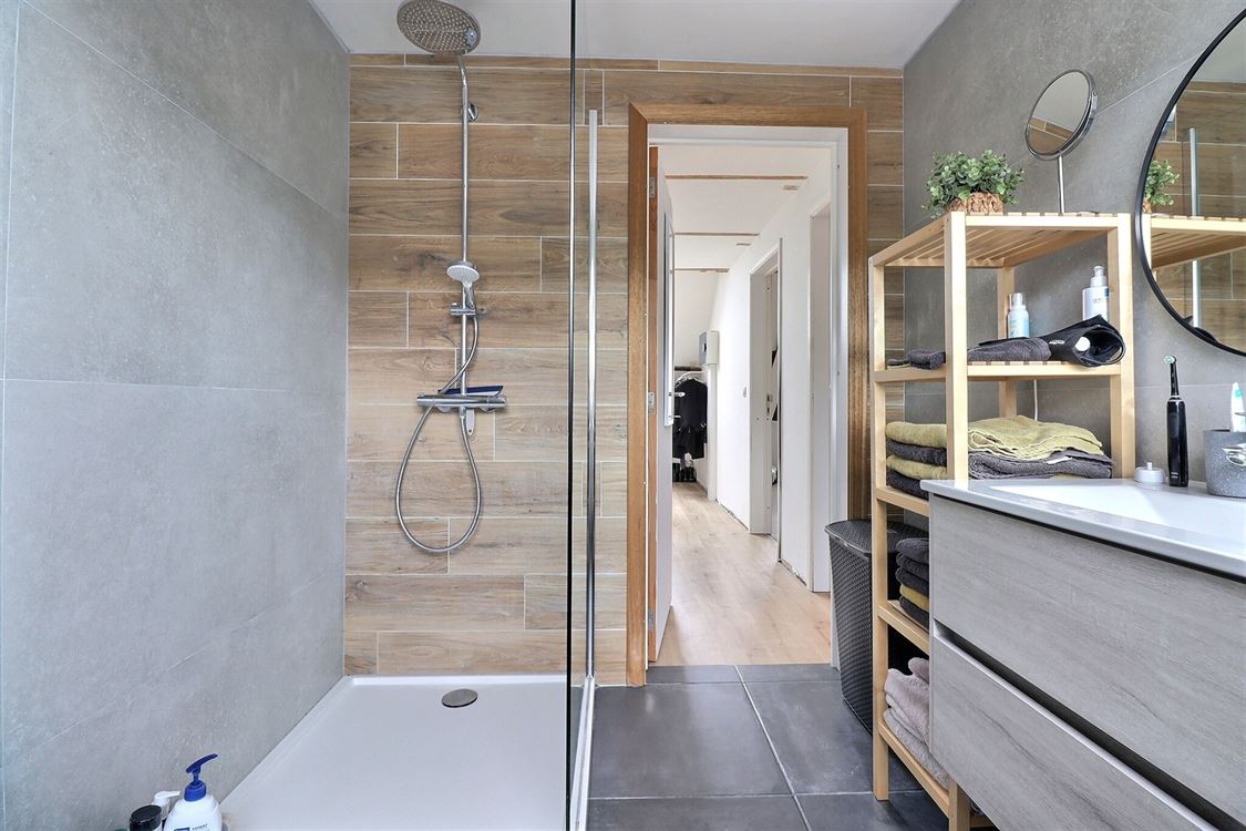Villa/maison/ferme à Namur (4 chambres)