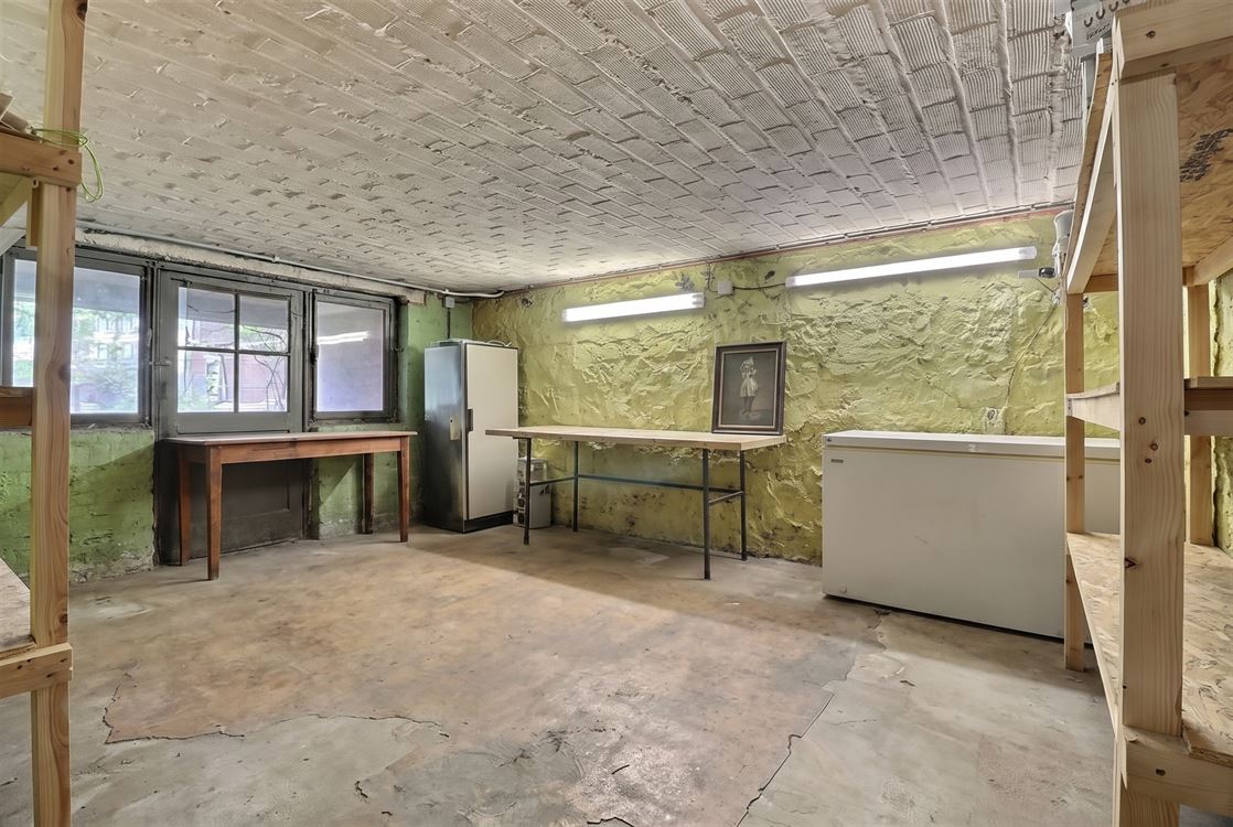Villa/maison/ferme à Namur (4 chambres)