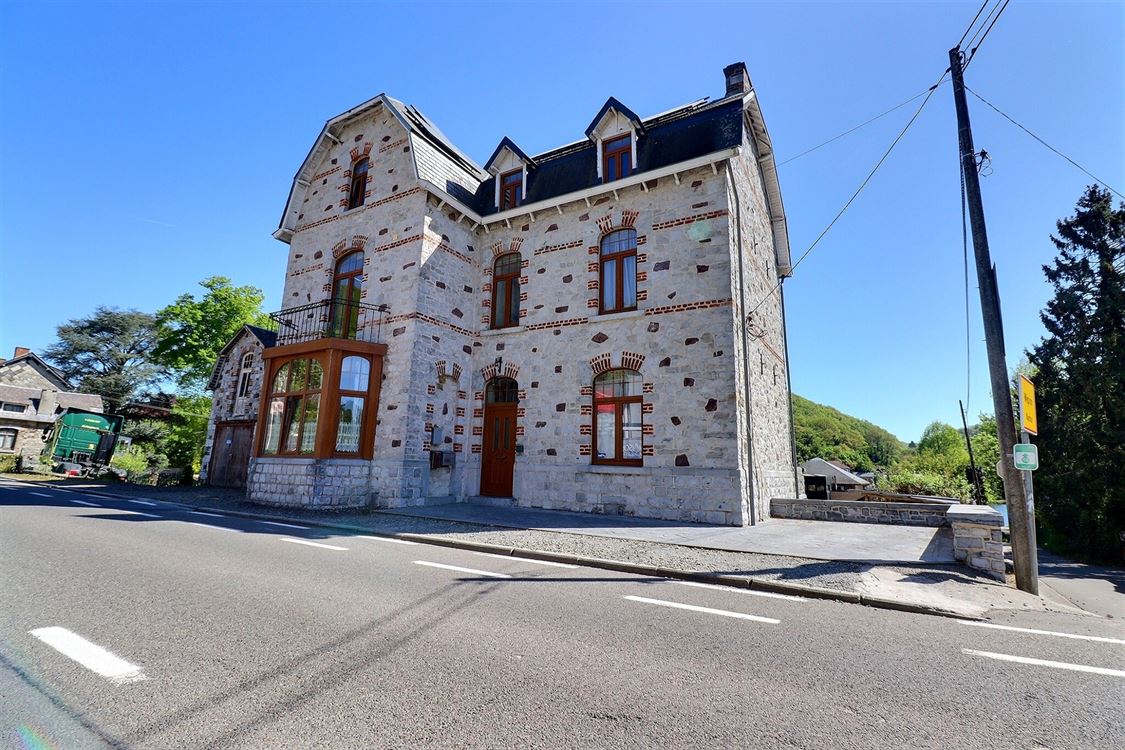 Villa/maison/ferme à WÉPION (7 chambres)