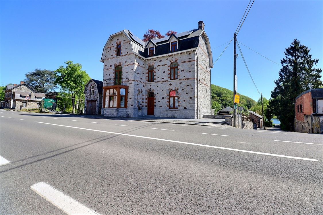 Villa/maison/ferme à WÉPION (7 chambres)
