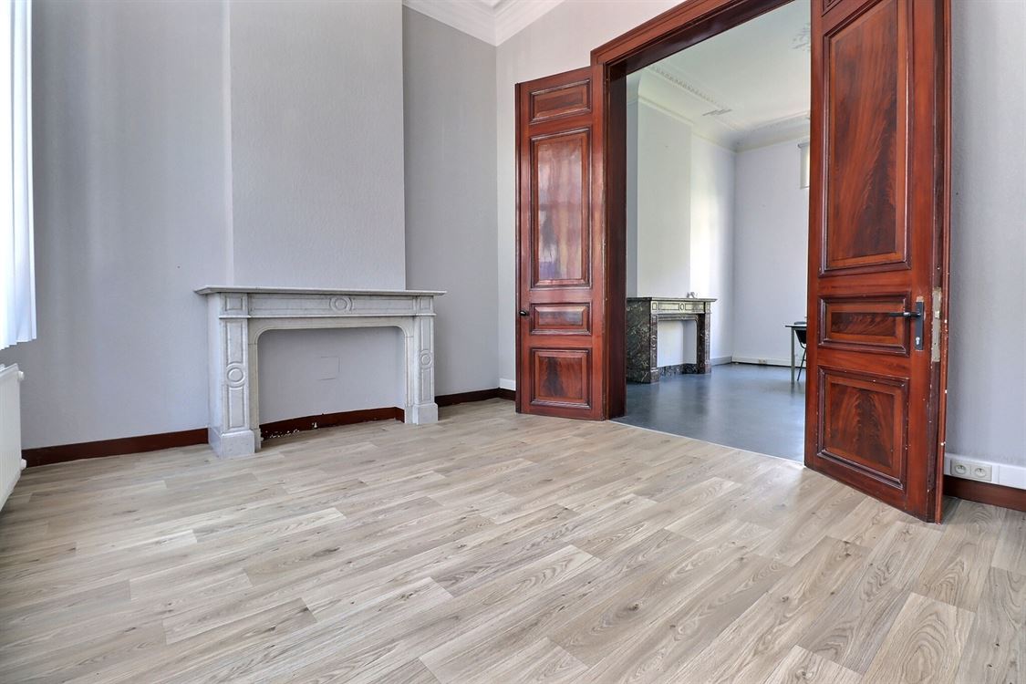 Local commercial à NAMUR (0 chambre)