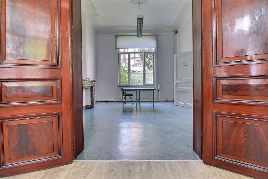 Local commercial à NAMUR (0 chambre)