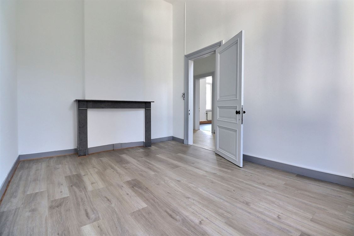 Local commercial à NAMUR (0 chambre)