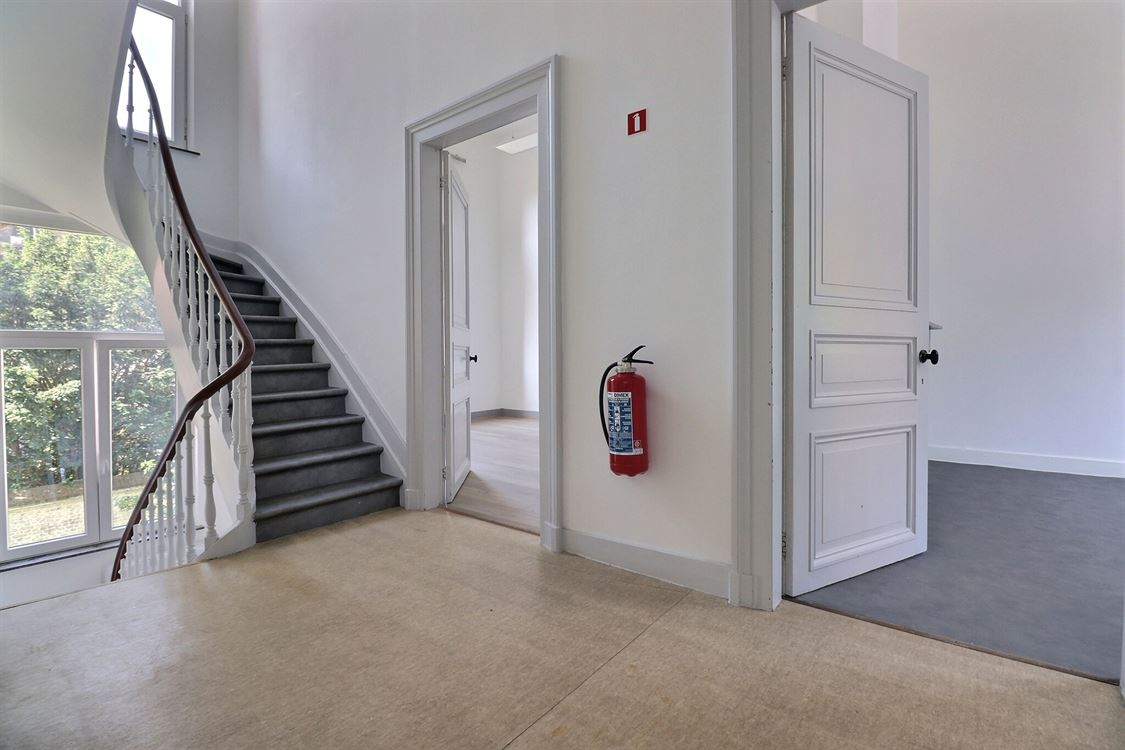 Local commercial à NAMUR (0 chambre)