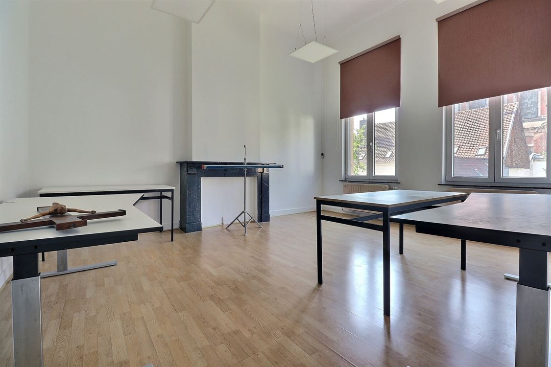 Local commercial à NAMUR (0 chambre)