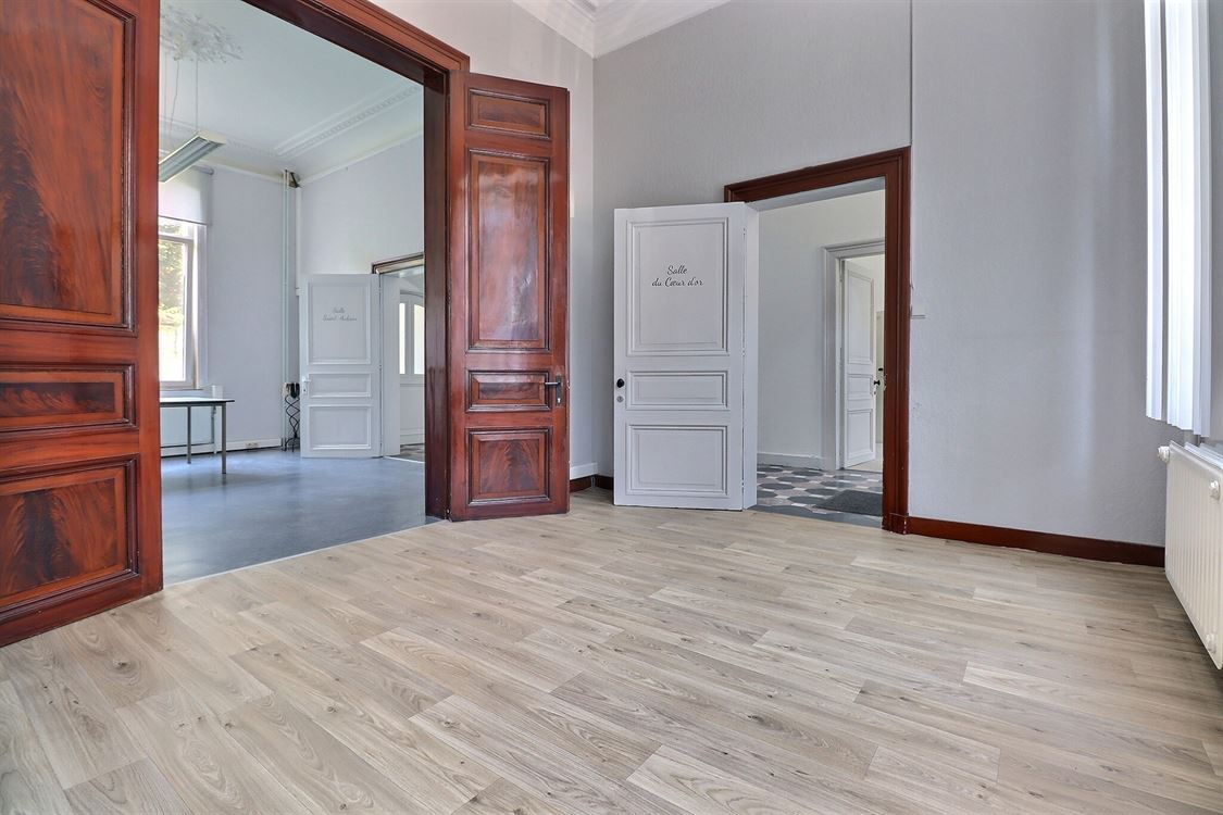 Local commercial à NAMUR (0 chambre)