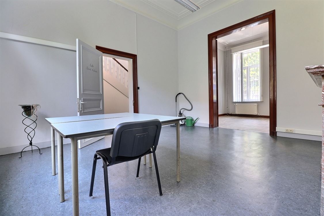 Local commercial à NAMUR (0 chambre)