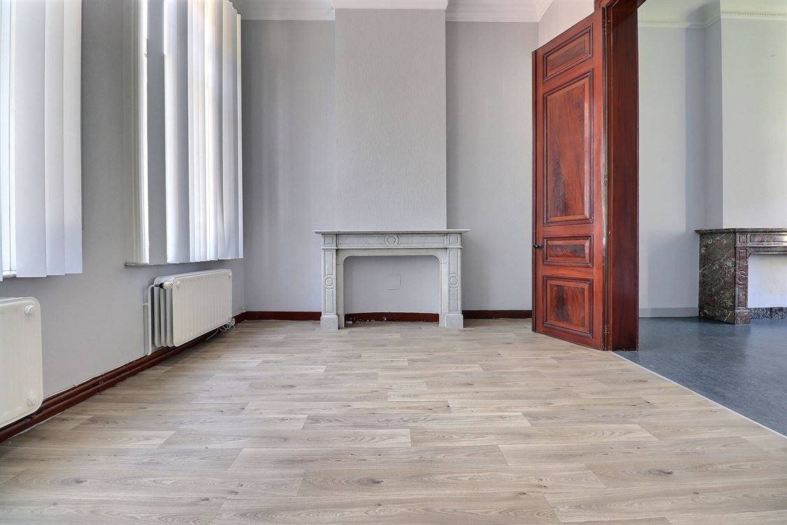 Local commercial à NAMUR (0 chambre)