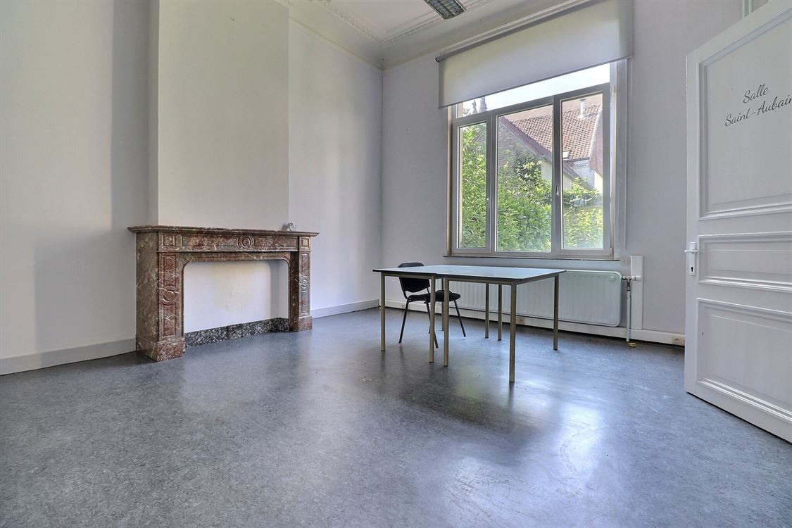 Local commercial à NAMUR (0 chambre)