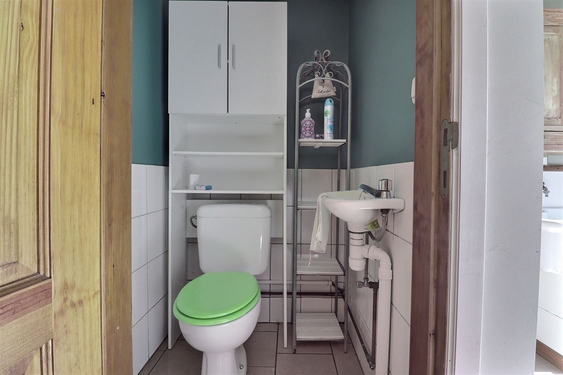 Villa/maison/ferme à FURNAUX (5 chambres)