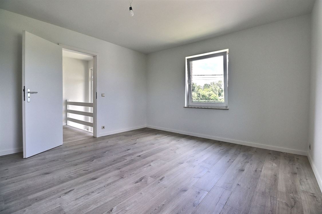 Villa/maison/ferme à WEPION (3 chambres)
