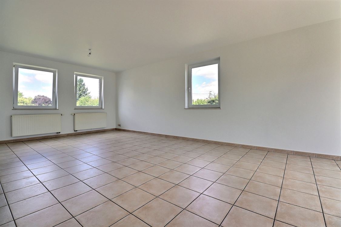 Villa/maison/ferme à WEPION (3 chambres)
