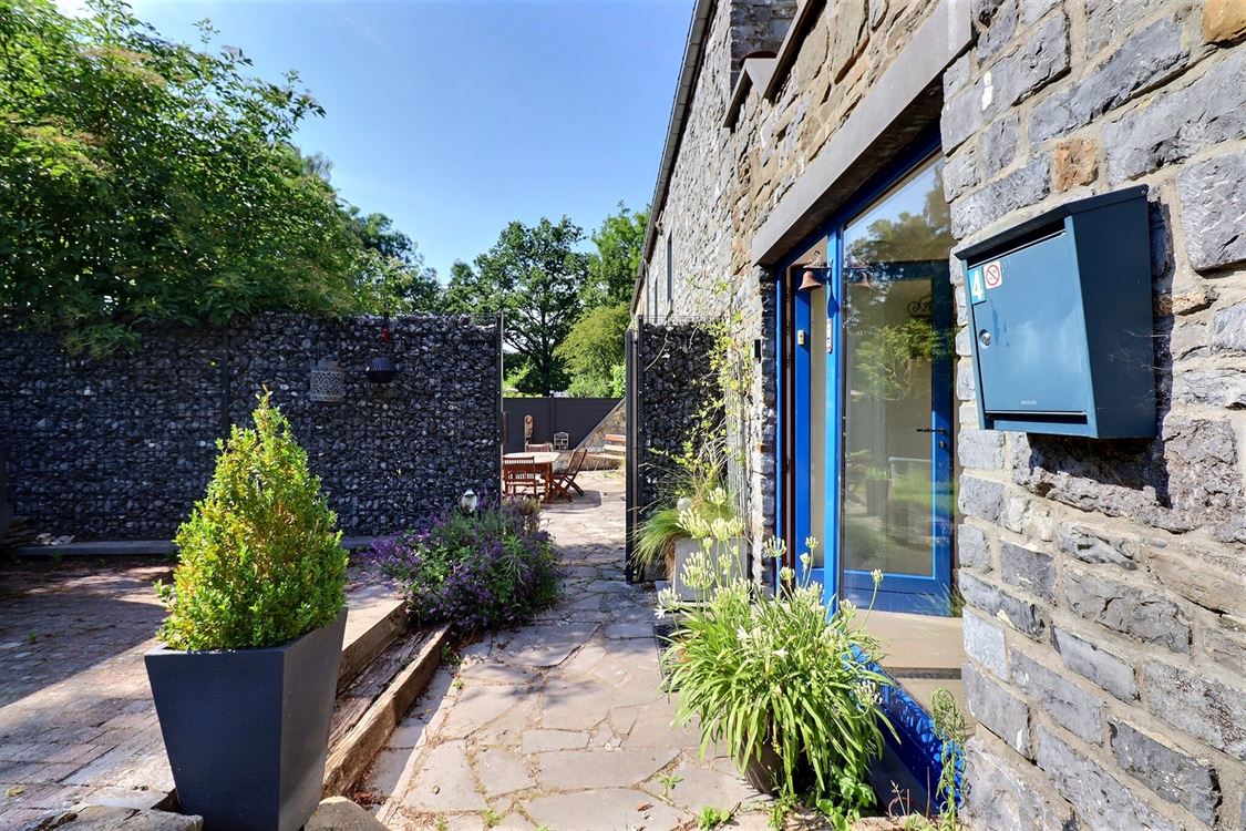 Villa/maison/ferme à FURNAUX (5 chambres)