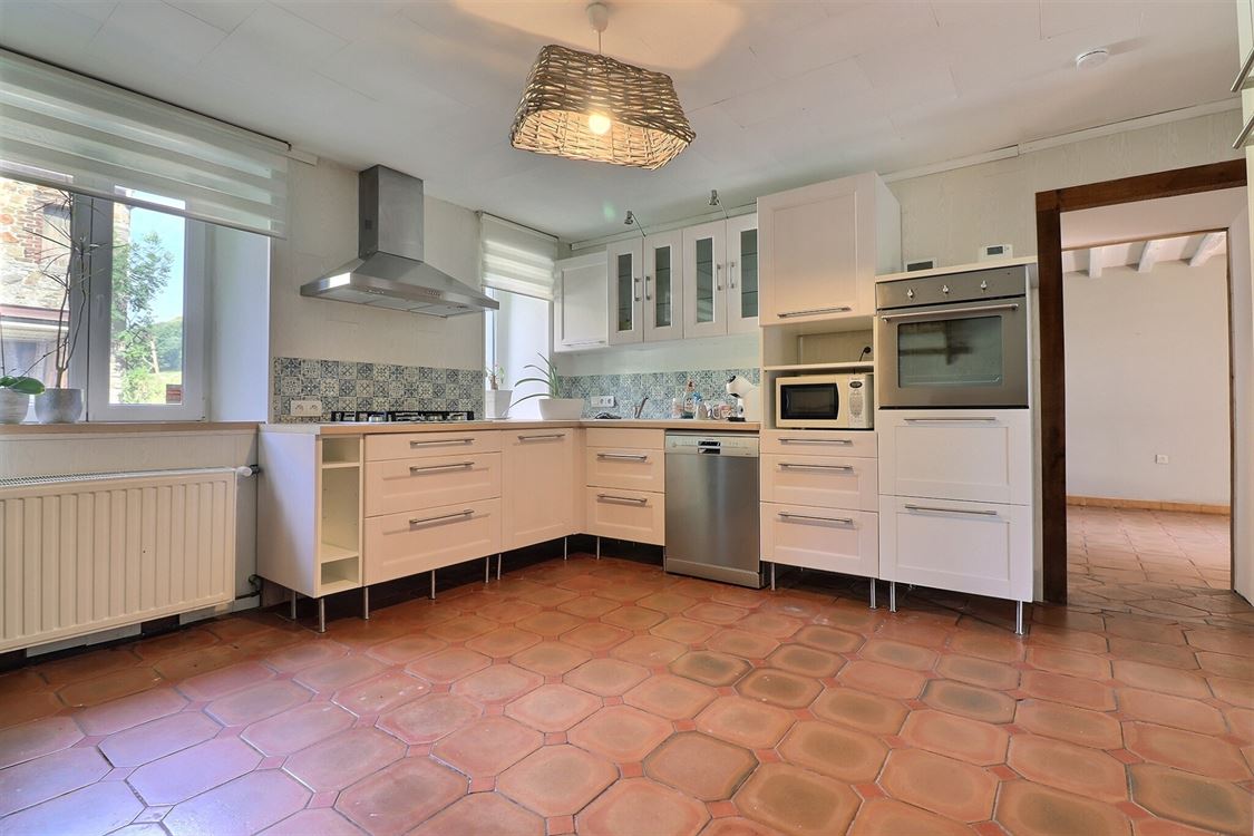 Villa/maison/ferme à FURNAUX (5 chambres)