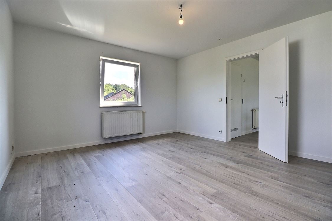 Villa/maison/ferme à WEPION (3 chambres)