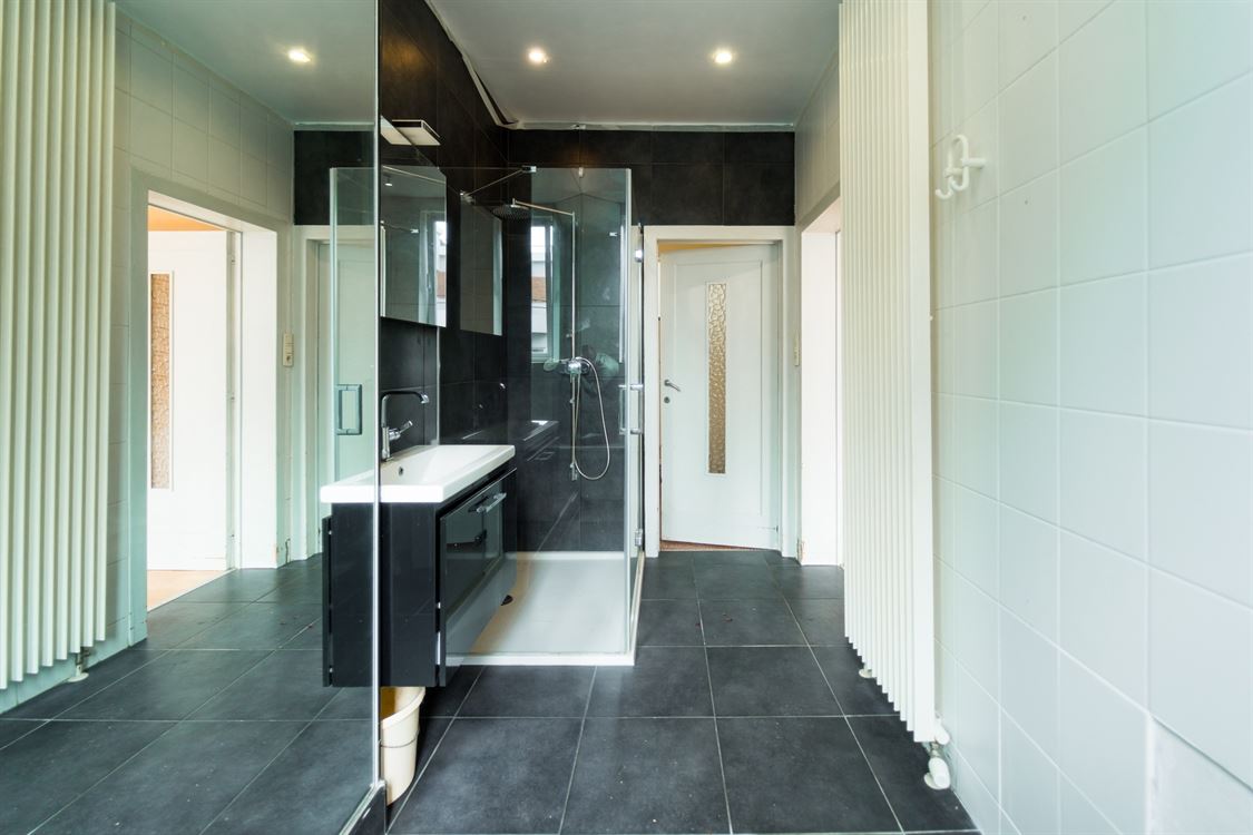 Immeuble de rapport à JAMBES (4 chambres)