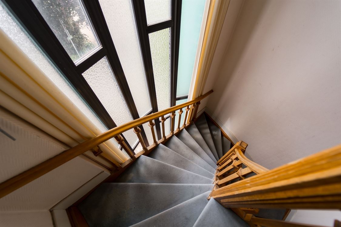 Immeuble de rapport à JAMBES (4 chambres)