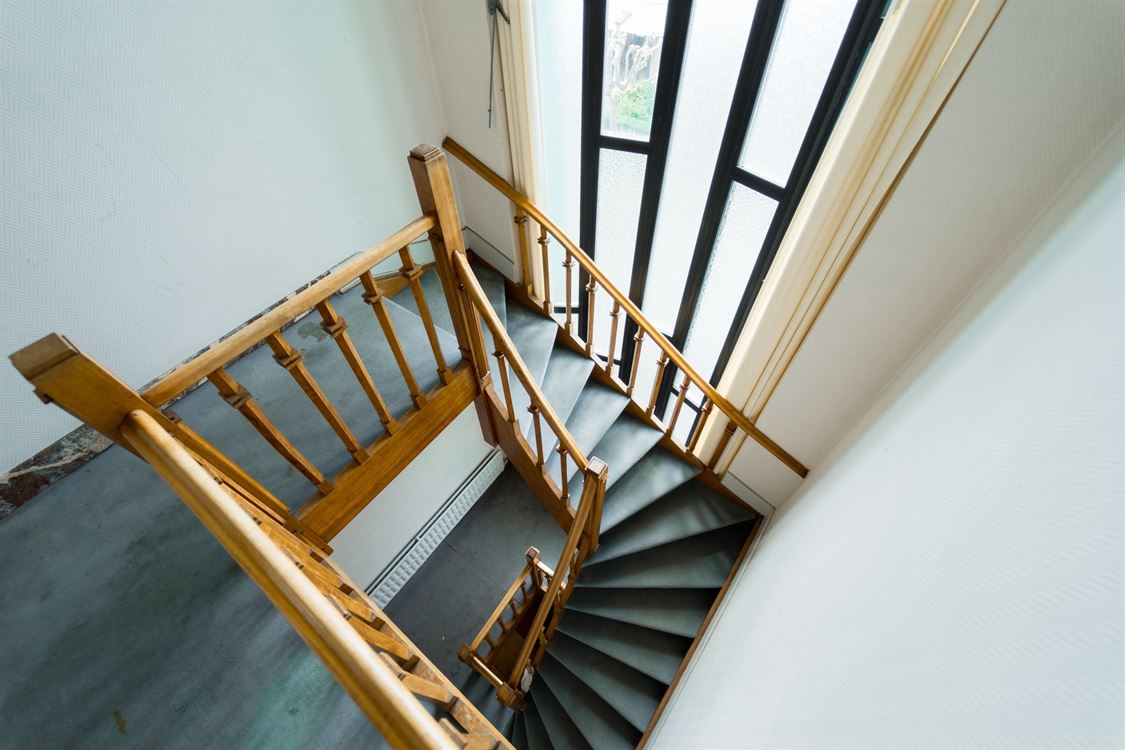 Immeuble de rapport à JAMBES (4 chambres)