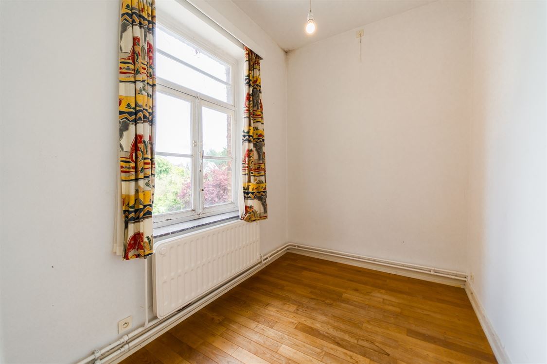 Immeuble de rapport à JAMBES (4 chambres)