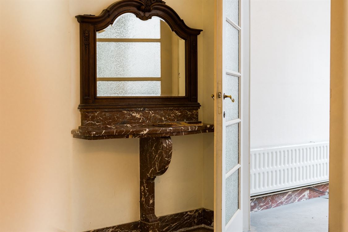 Immeuble de rapport à JAMBES (4 chambres)