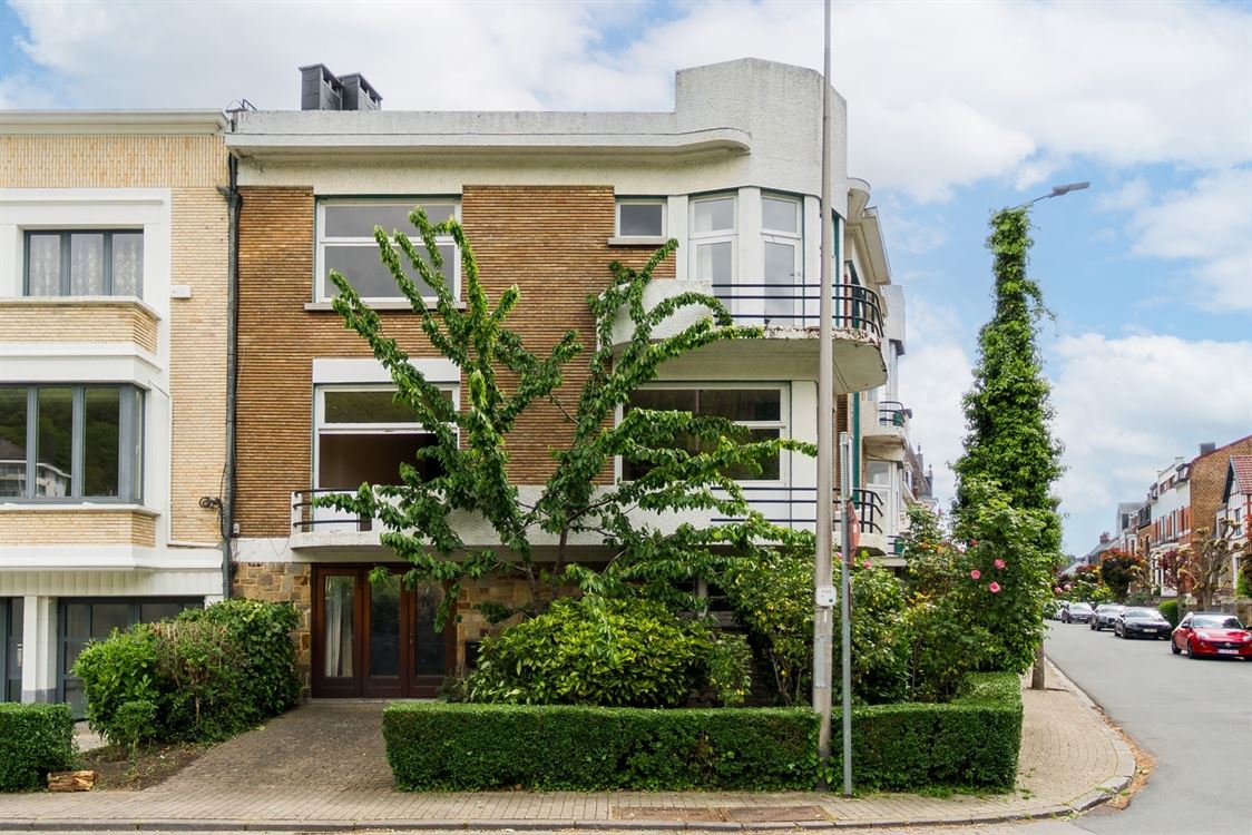 Immeuble de rapport à JAMBES (4 chambres)