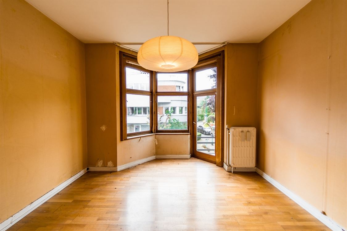 Immeuble de rapport à JAMBES (4 chambres)
