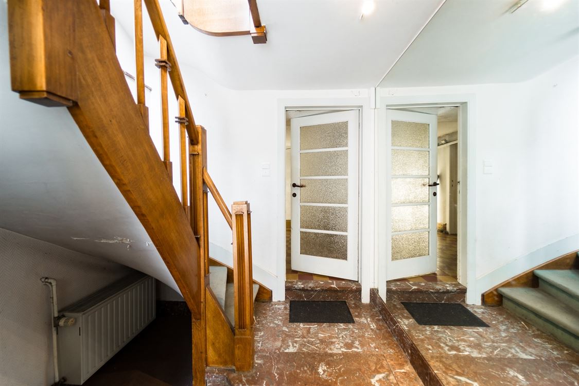 Immeuble de rapport à JAMBES (4 chambres)