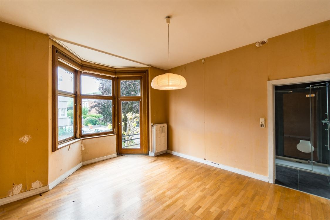 Immeuble de rapport à JAMBES (4 chambres)