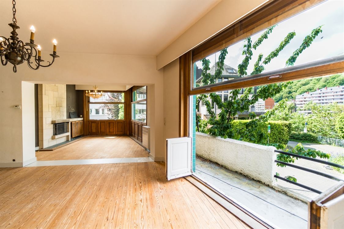 Immeuble de rapport à JAMBES (4 chambres)