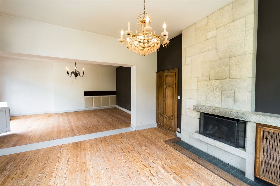 Immeuble de rapport à JAMBES (4 chambres)