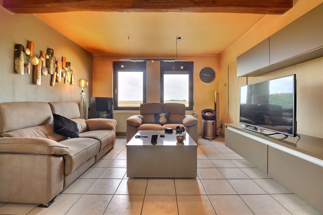 Villa/maison/ferme à BOSSIÈRE (4 chambres)