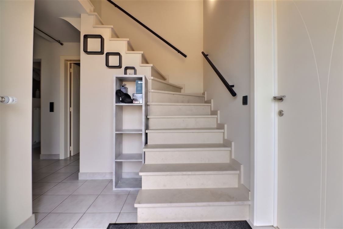 Villa/maison/ferme à BOSSIÈRE (4 chambres)
