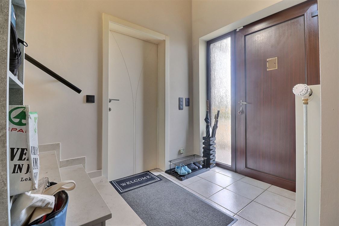 Villa/maison/ferme à BOSSIÈRE (4 chambres)